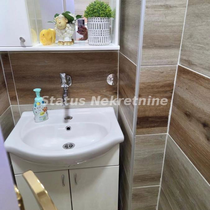 Četvorosoban stan na prodaju, Grbavica, Novi Sad, 116m², 334.500 €