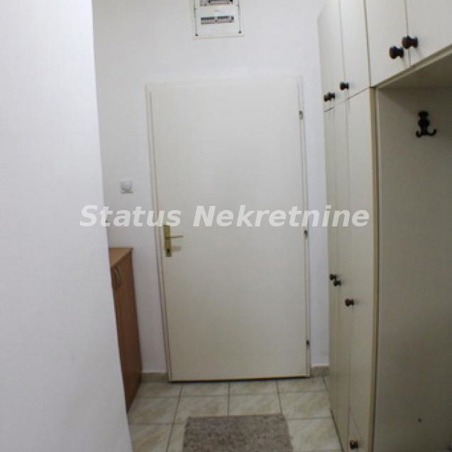 Trosoban stan na prodaju, Zrenjanin, 67m², 68.000 €