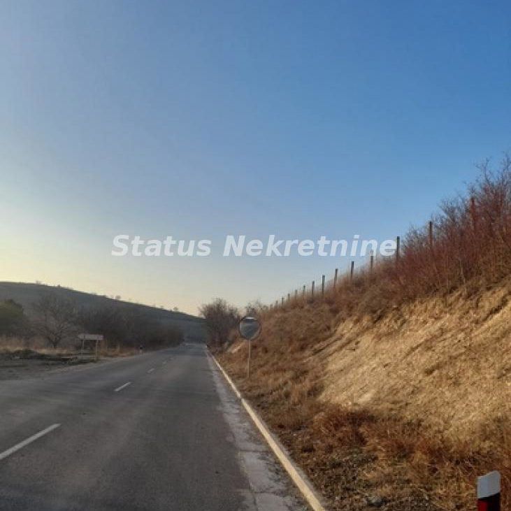 Plac na prodaju, Beočin, 46,89 ari, 48.300 €