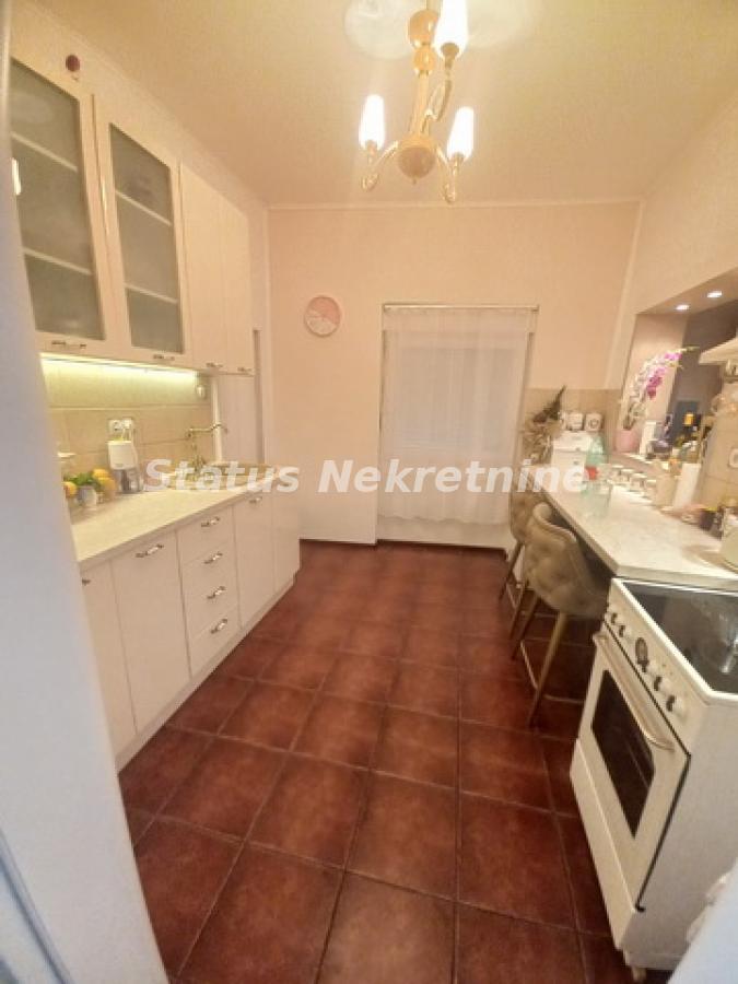 Kuća na prodaju, Salajka, Novi Sad, 170m², 350.000 €