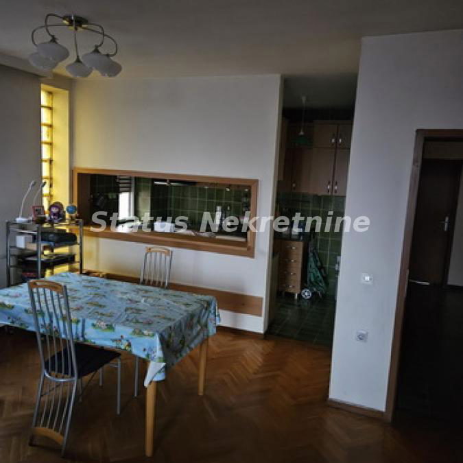 Kuća na prodaju, Kać, Novi Sad, 260m², 485.250 €