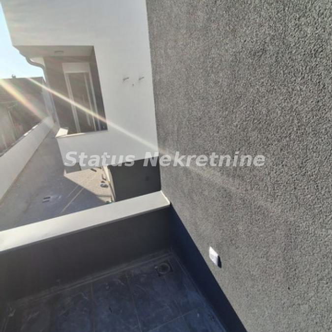 Četvorosoban stan na prodaju, Veternik, Novi Sad, 65m², 129.730 €