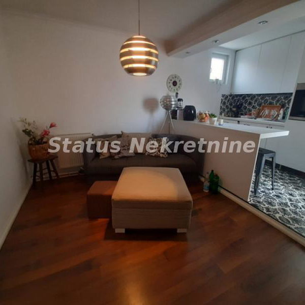 Kuća na prodaju, Salajka, Novi Sad, 157m², 350.000 €