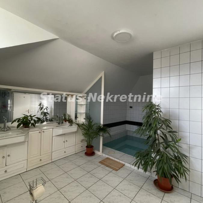 Kuća za izdavanje, Telep, Novi Sad, 320m², 2.200 €/mes