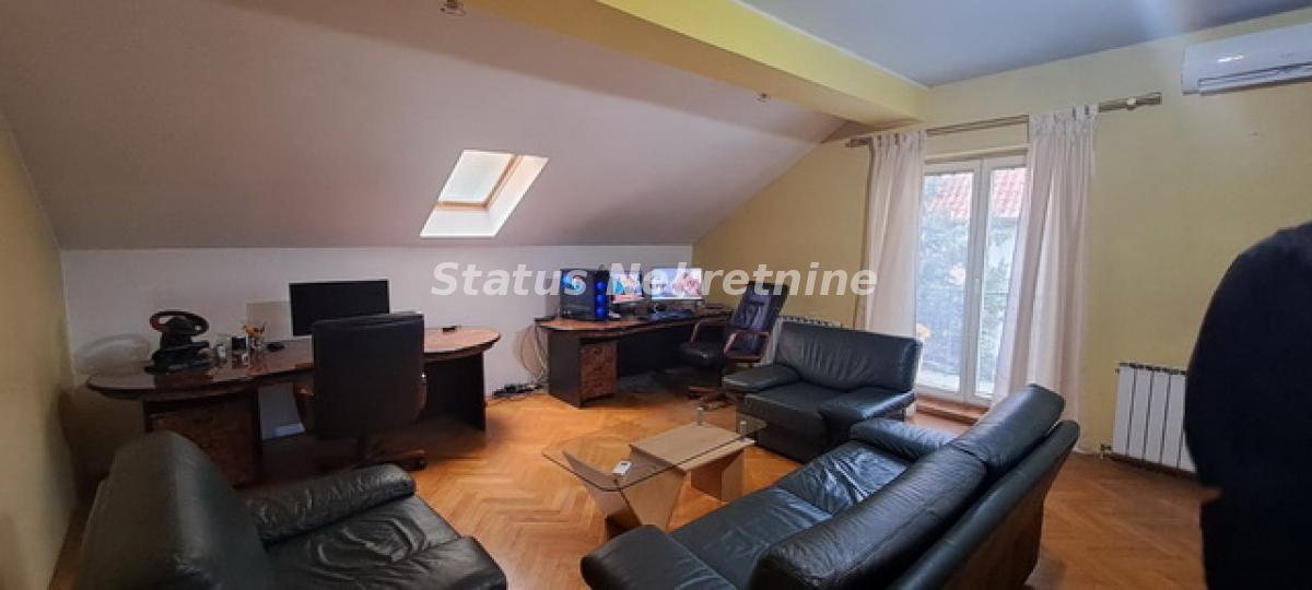 Kuća na prodaju, Petrovaradin, Novi Sad, 348m², 495.000 €