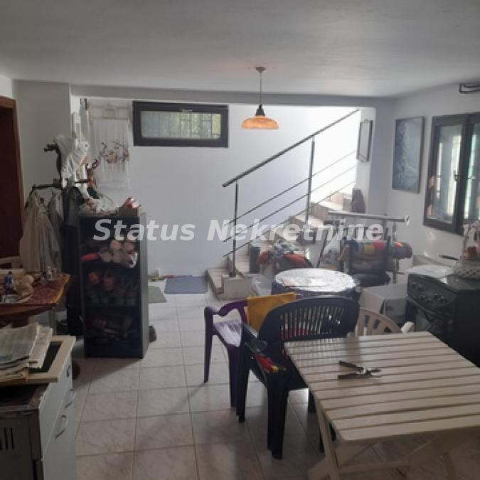 Kuća na prodaju, Beočin, 246m², 199.000 €