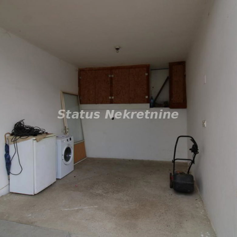 Kuća na prodaju, Temerin, 229m², 168.000 €