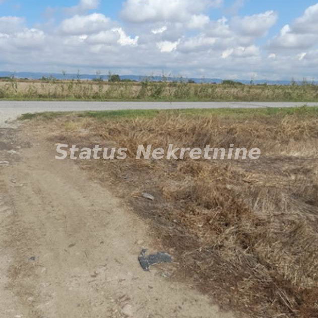 Plac na prodaju, Sremska Mitrovica, 341,55 ari, 247.200 €
