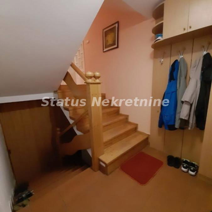 Kuća na prodaju, Petrovaradin, Novi Sad, 348m², 495.000 €