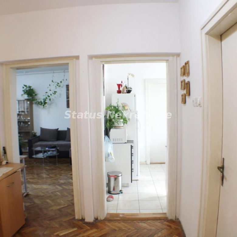 Dvoiposoban stan na prodaju, Grbavica, Novi Sad, 77m², 195.700 €