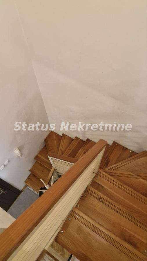 Četvorosoban stan na prodaju, Centar, Novi Sad, 120m², 330.000 €