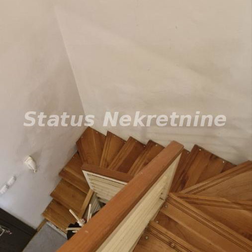Četvorosoban stan na prodaju, Centar, Novi Sad, 120m², 330.000 €