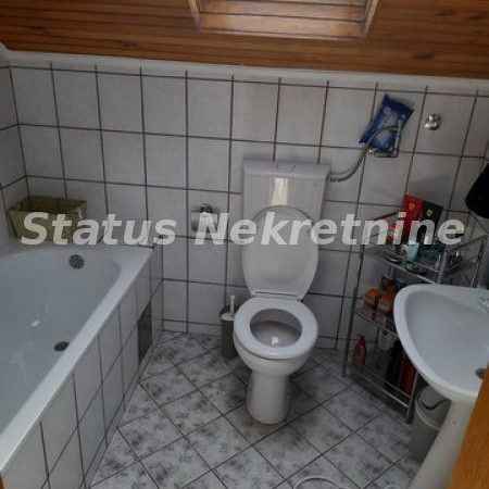 Kuća na prodaju, Futog, Novi Sad, 250m², 412.000 €