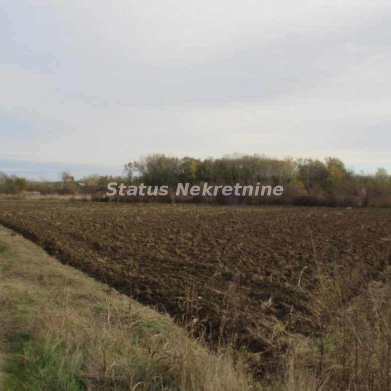Plac na prodaju, Sremska Mitrovica, 604,5 ari, 226.600 €