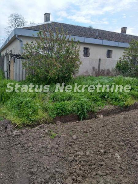 Kuća na prodaju, Čenej, Novi Sad, 295m², 566.500 €