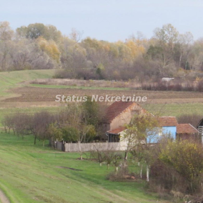 Plac na prodaju, Sremska Mitrovica, 604,5 ari, 226.600 €