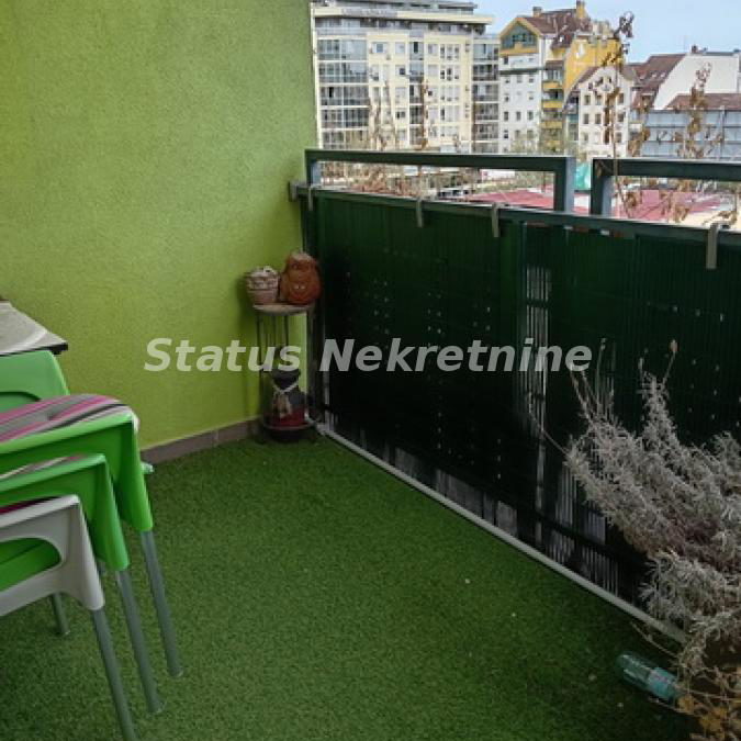 Četvorosoban stan na prodaju, Grbavica, Novi Sad, 96m², 355.000 €