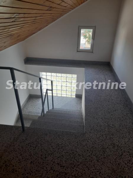 Kuća na prodaju, Futog, Novi Sad, 250m², 412.000 €