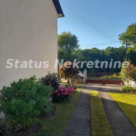 Kuća na prodaju, Šid, 194m², 155.000 €