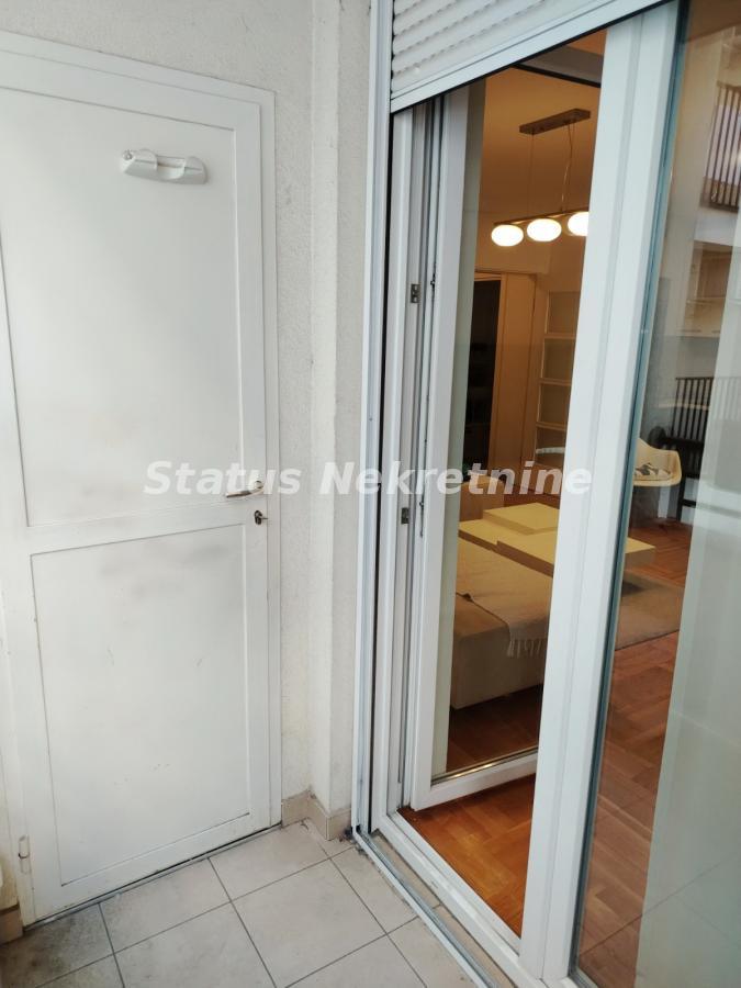 Trosoban stan na prodaju, Nova Detelinara, Novi Sad, 63m², 184.370 €