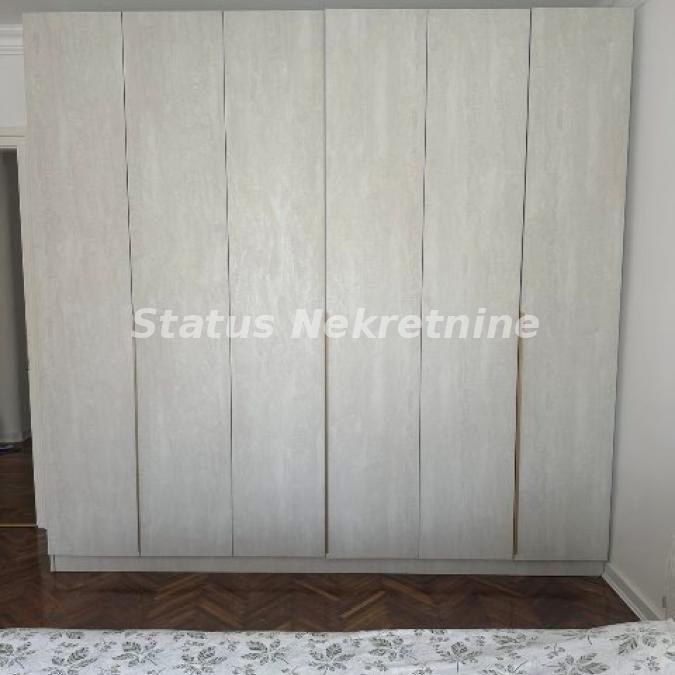 Trosoban stan na prodaju, Centar, Novi Sad, 78m², 243.000 €