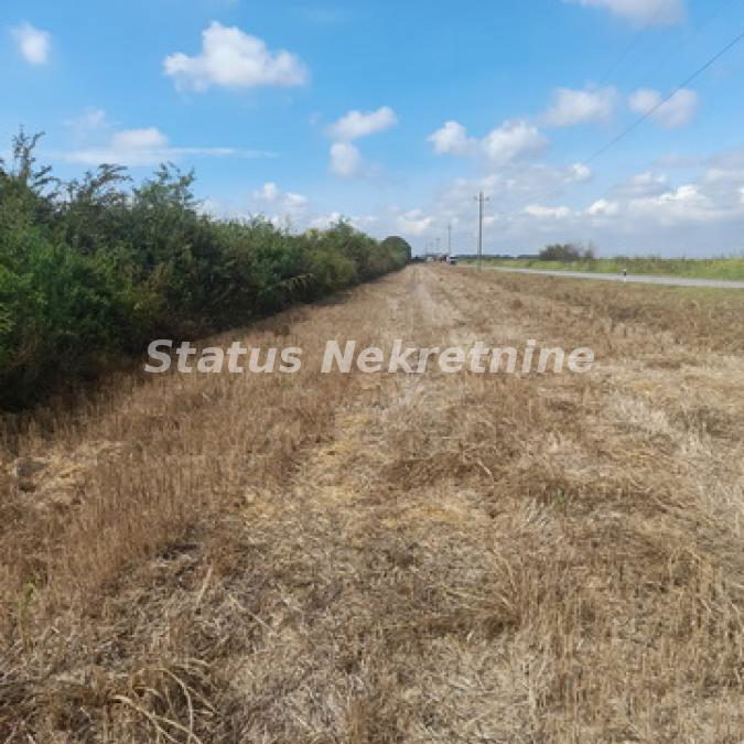 Plac na prodaju, Sremska Mitrovica, 341,55 ari, 247.200 €