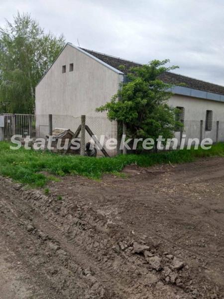 Kuća na prodaju, Čenej, Novi Sad, 295m², 566.500 €