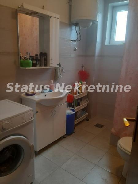 Kuća na prodaju, Novo Naselje, Novi Sad, 242m², 288.400 €