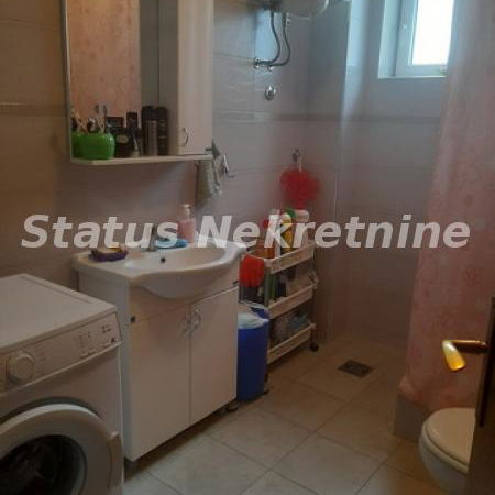 Kuća na prodaju, Novo Naselje, Novi Sad, 242m², 288.400 €