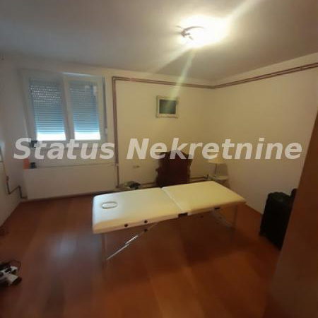 Kuća na prodaju, Futog, Novi Sad, 200m², 216.000 €