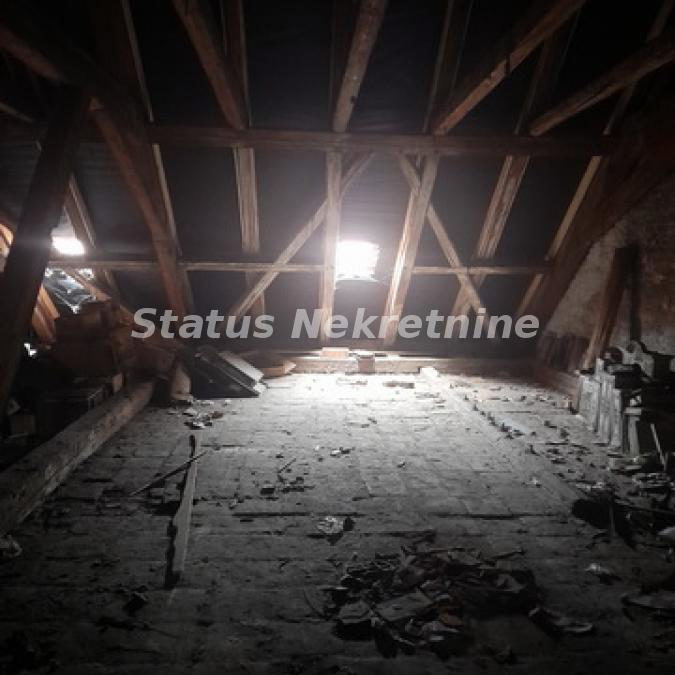 Četvorosoban stan na prodaju, Petrovaradin, Novi Sad, 188m², 329.600 €