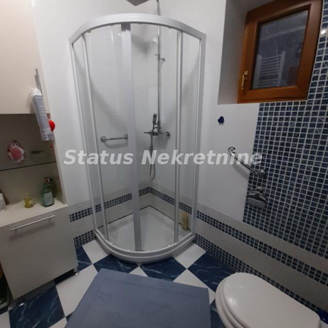 Trosoban stan na prodaju, Grbavica, Novi Sad, 54m², 184.650 €