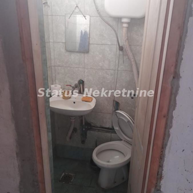 Lokal za izdavanje, Futog, Novi Sad, 140m², 800 €/mes