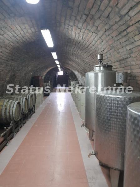 Lokal na prodaju, Sremski Karlovci, 500m², 257.500 €