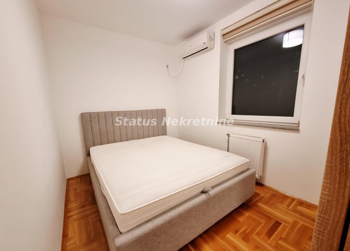 Trosoban stan na prodaju, Nova Detelinara, Novi Sad, 63m², 184.370 €