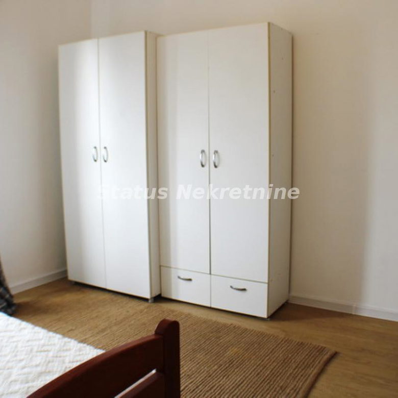 Trosoban stan na prodaju, Zrenjanin, 67m², 68.000 €