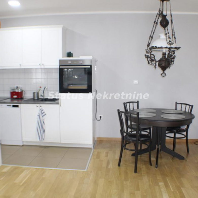 Jednoiposoban stan na prodaju, Sremska Kamenica, Novi Sad, 50m², 139.200 €