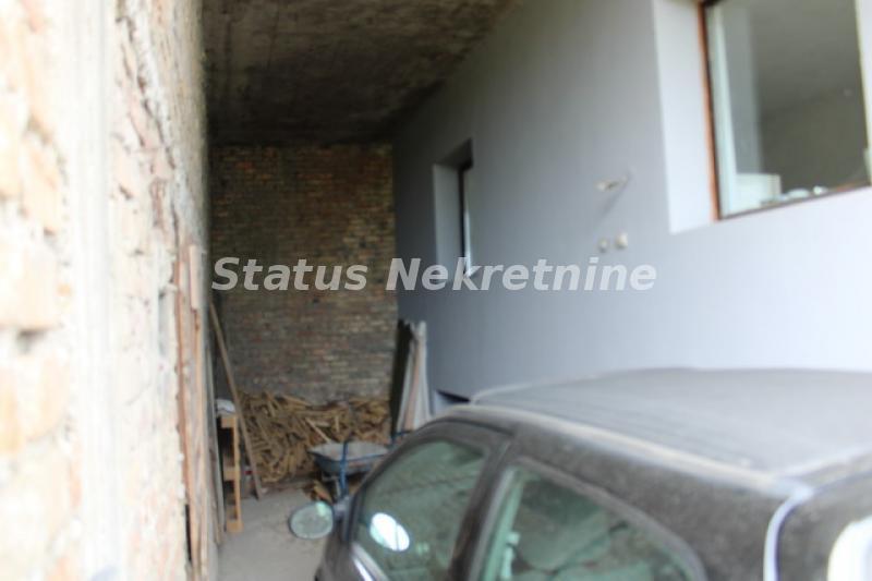 Kuća na prodaju, Novo Naselje, Novi Sad, 242m², 288.400 €