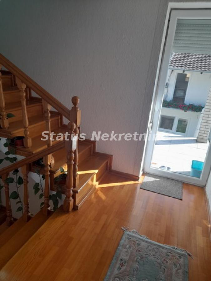 actionimagesite31agencystatusimgu6pdm5ymci-20230912-153028-resize Četvorosoban stan na prodaju, Lipov Gaj, Novi Sad, 160m², 217.500 €