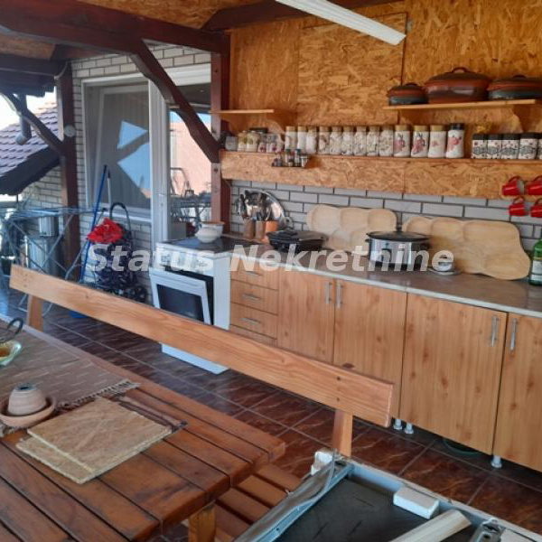 Kuća na prodaju, Popovica, Novi Sad, 400m², 595.000 €