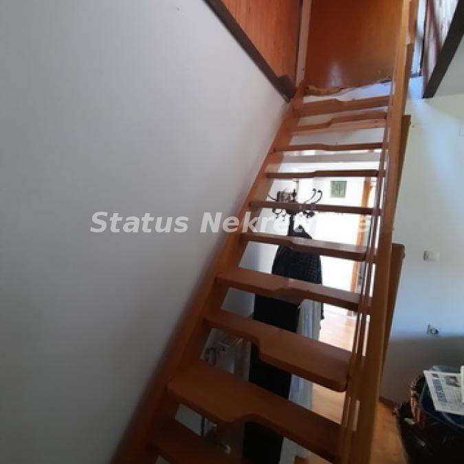 Kuća na prodaju, Beočin, 246m², 199.000 €