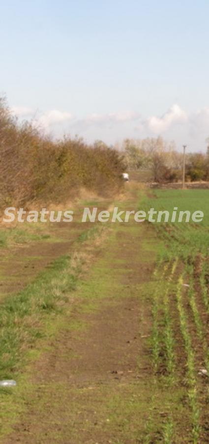 Plac na prodaju, Sremska Mitrovica, 604,5 ari, 226.600 €