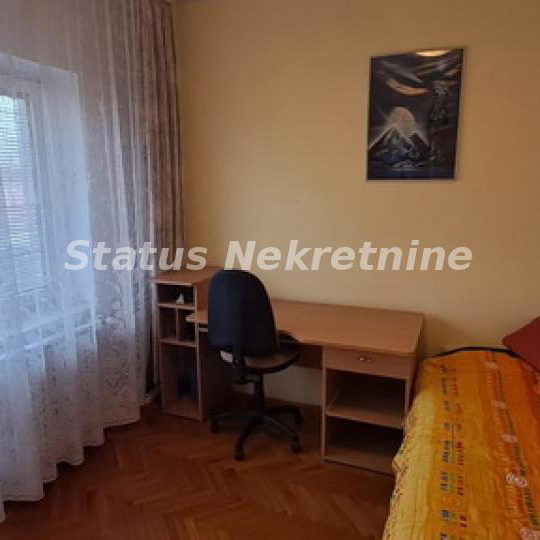Kuća na prodaju, Petrovaradin, Novi Sad, 348m², 495.000 €