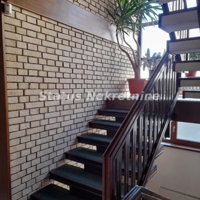 Kuća na prodaju, Sremska Kamenica, Novi Sad, 360m², 420.000 €