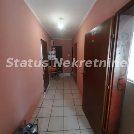 Kuća na prodaju, Novo Naselje, Novi Sad, 242m², 288.400 €