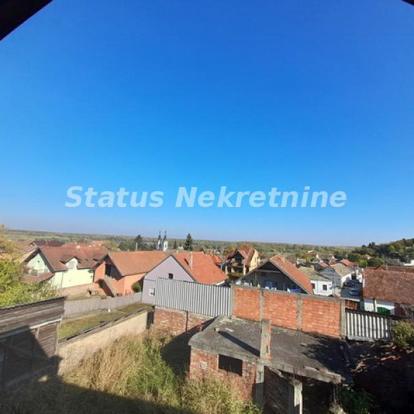 Kuća na prodaju, Sremski Karlovci, 230m², 175.100 €