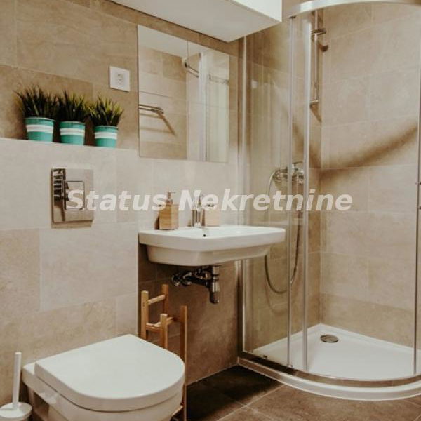 Dvosoban stan za izdavanje, Centar, Novi Sad, 42m², 650 €/mes