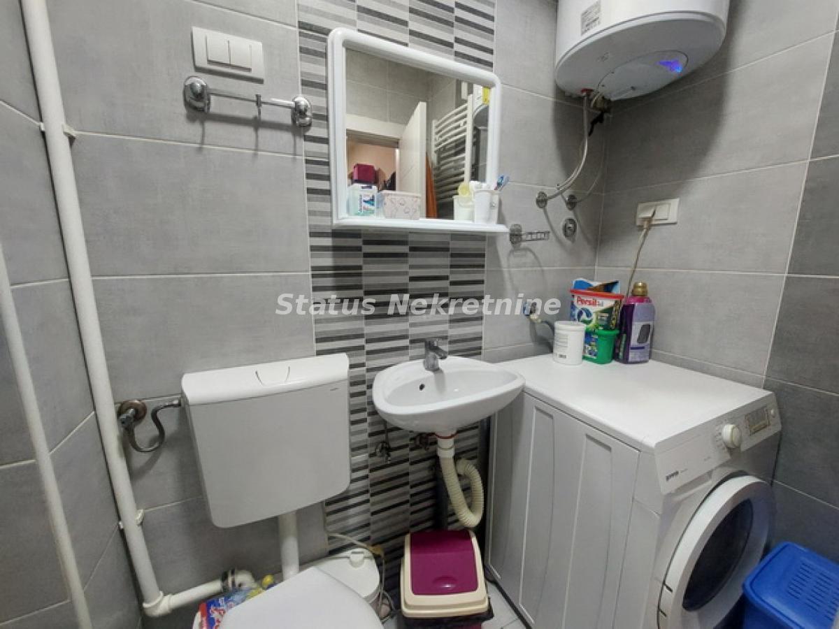 Trosoban stan na prodaju, Petrovaradin, Novi Sad, 58m², 103.000 €