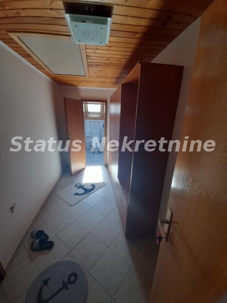 Kuća na prodaju, Futog, Novi Sad, 250m², 412.000 €