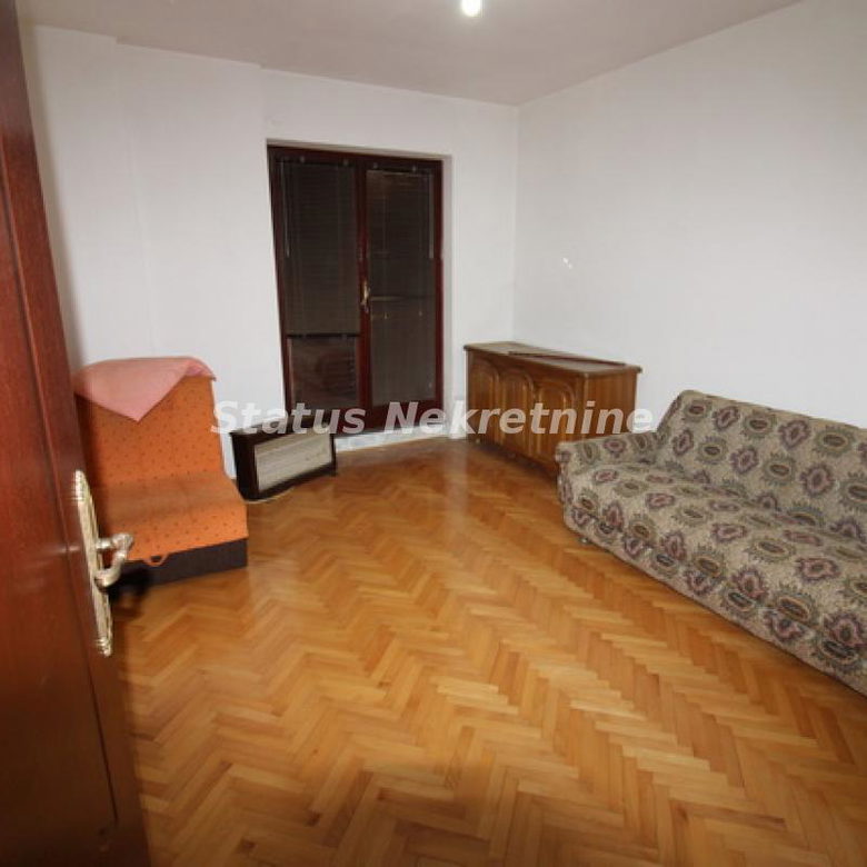 Kuća na prodaju, Temerin, 420m², 262.650 €